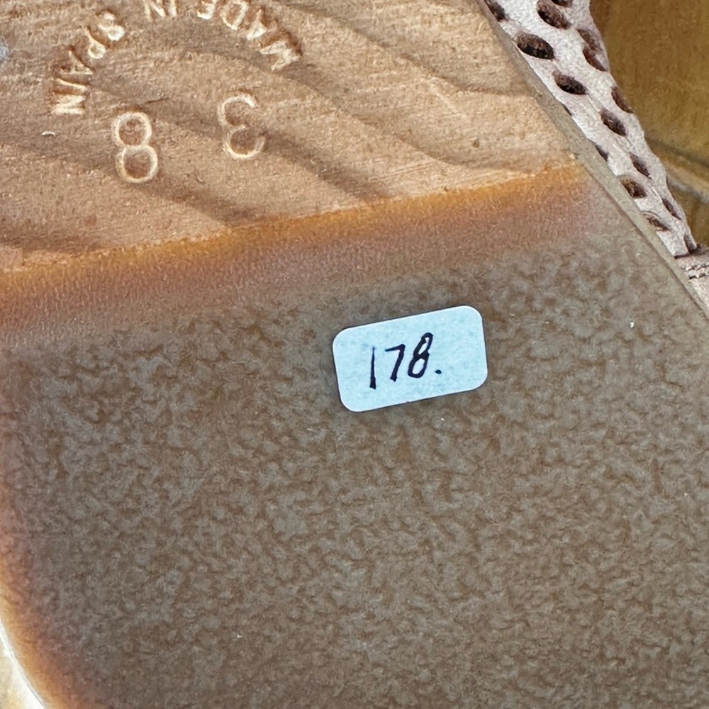 Free People NWB Size 38EU‎ peach pearl the Logan Leather Clogs - Picture 9 of 11